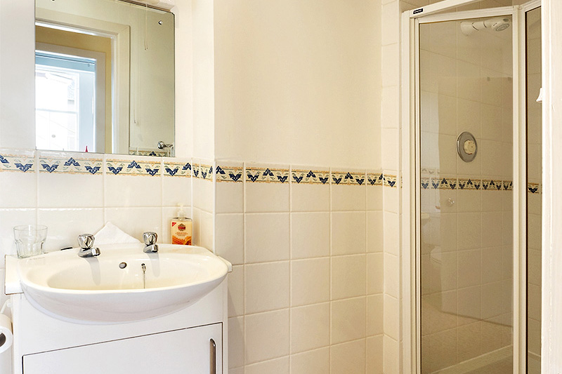 Bathroom - 3c Gillespie Terrace, St Andrews